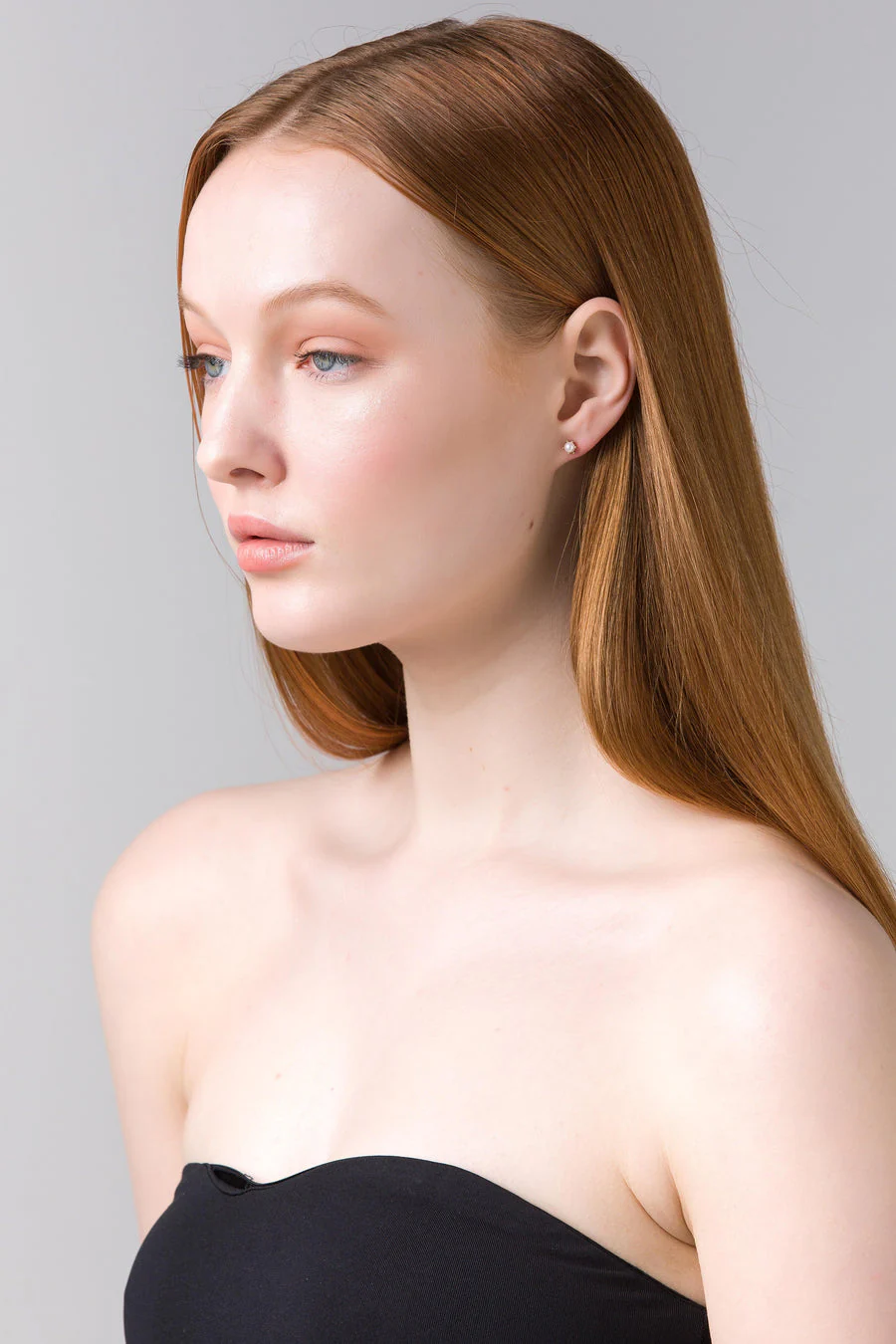Alia Gold Pearl Earring - Image 4