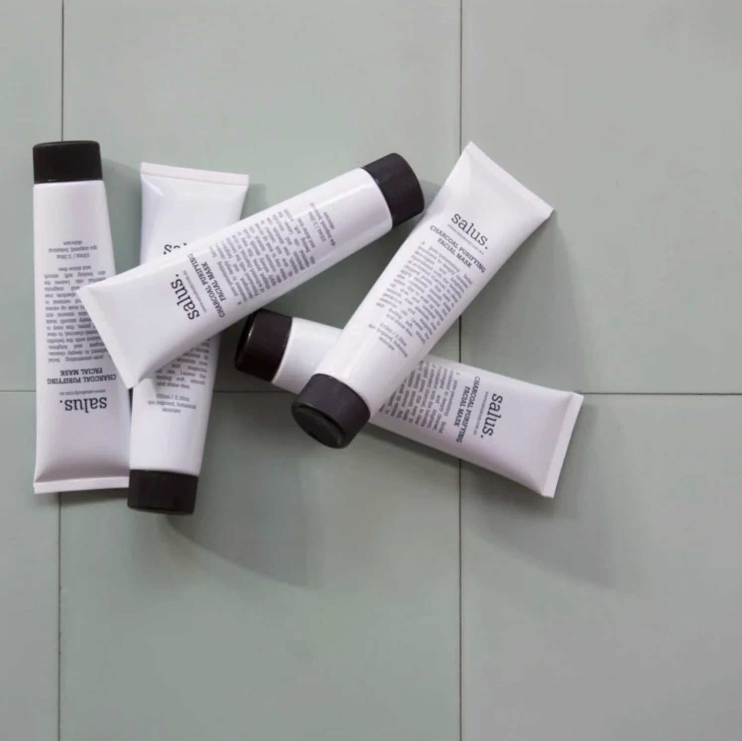 Charcoal Purifying Facial Mask - Image 4