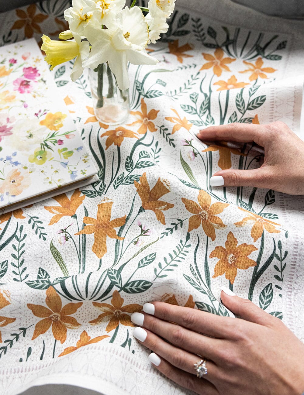 Daffodil 100% Linen Tea Towel - Image 8