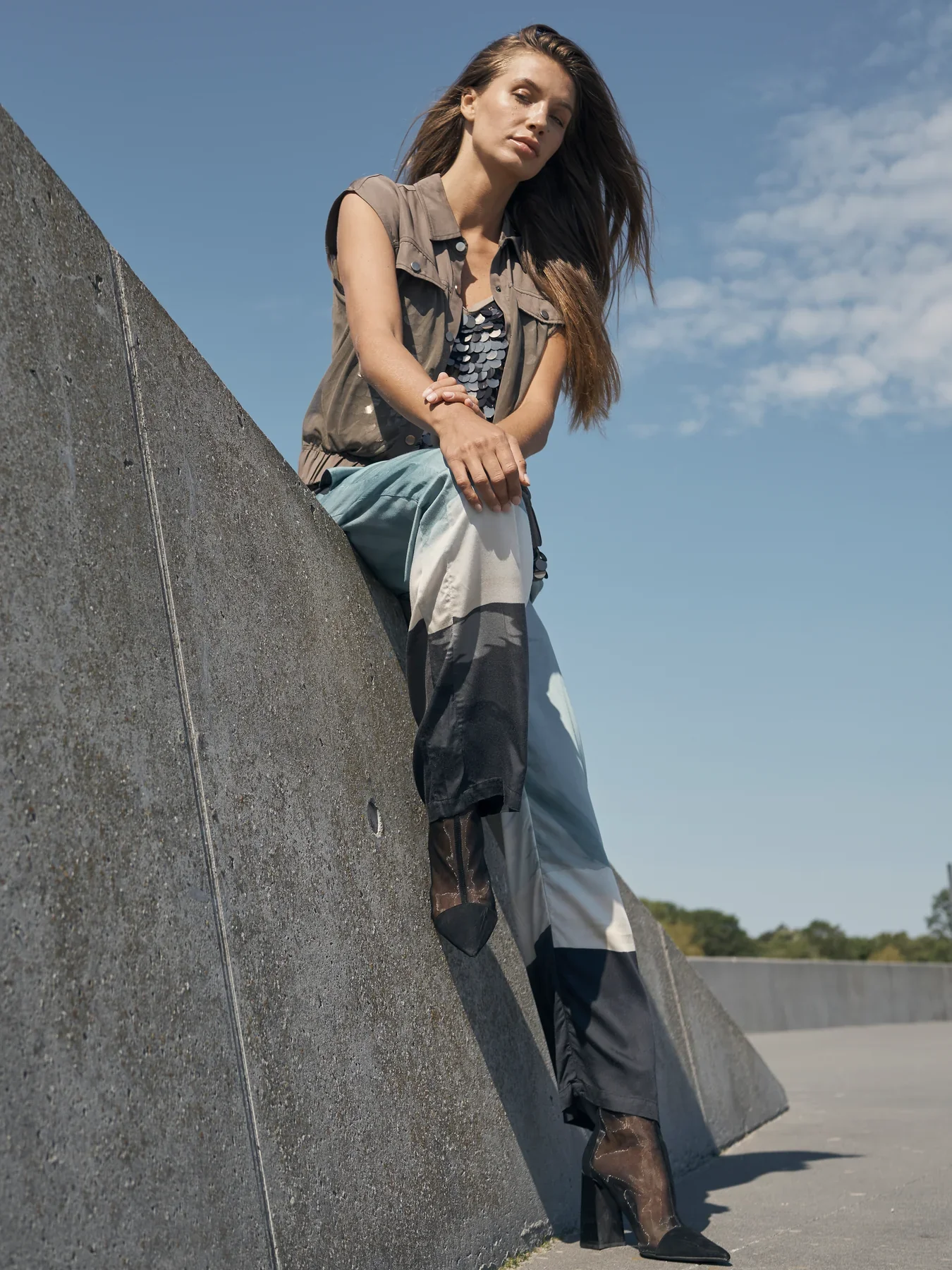 Elina Yola Trousers - Image 2