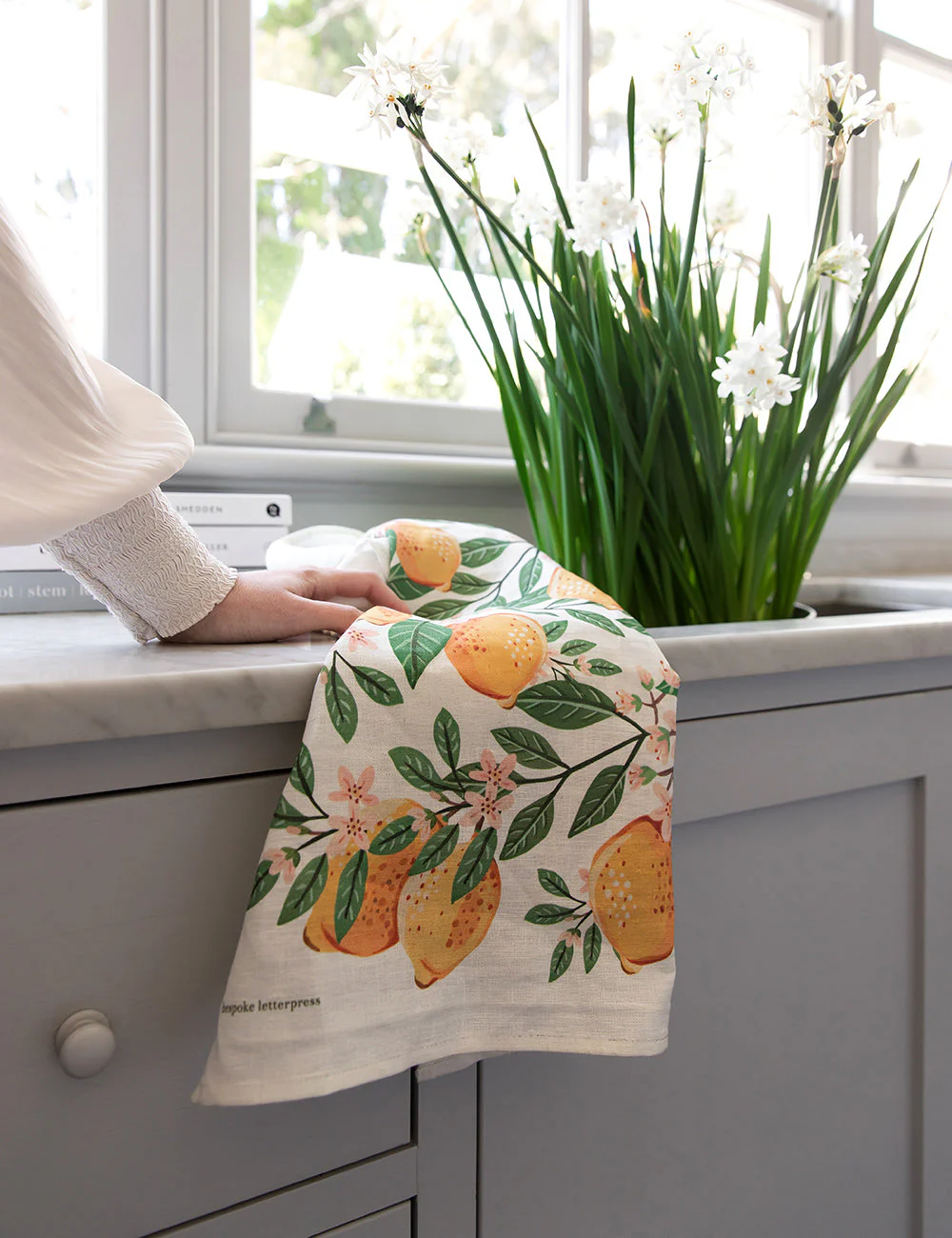 Lemons 100% Linen Tea Towel - Image 5
