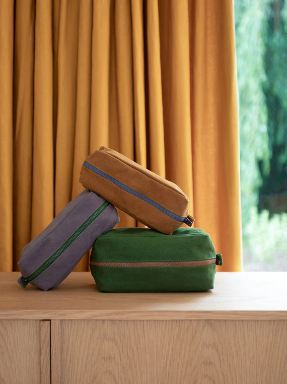 Marlo Contrast Wash Bag | Spirulina/Masala - Image 3