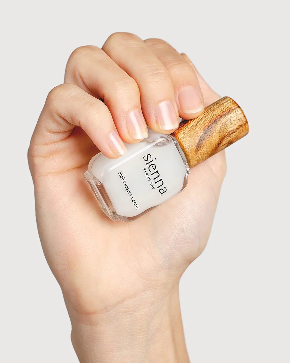 Nail Strengthener - Nail Polish - Image 4