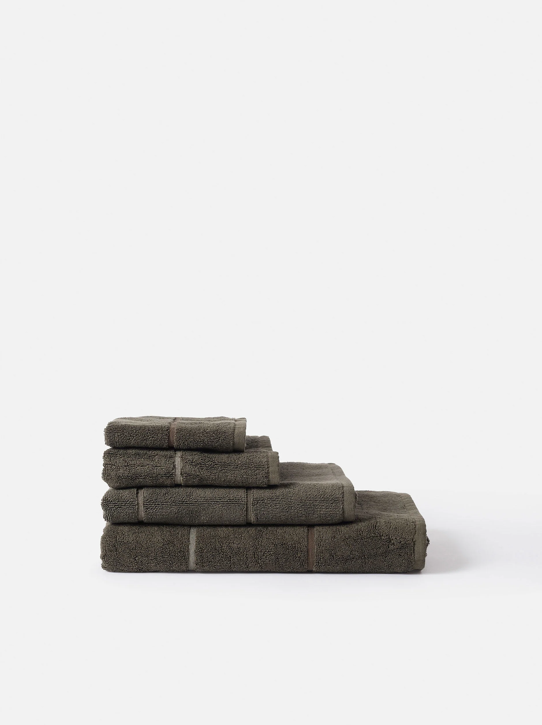 Pia Cotton Bath Towel | Ivy/Multi - Image 5