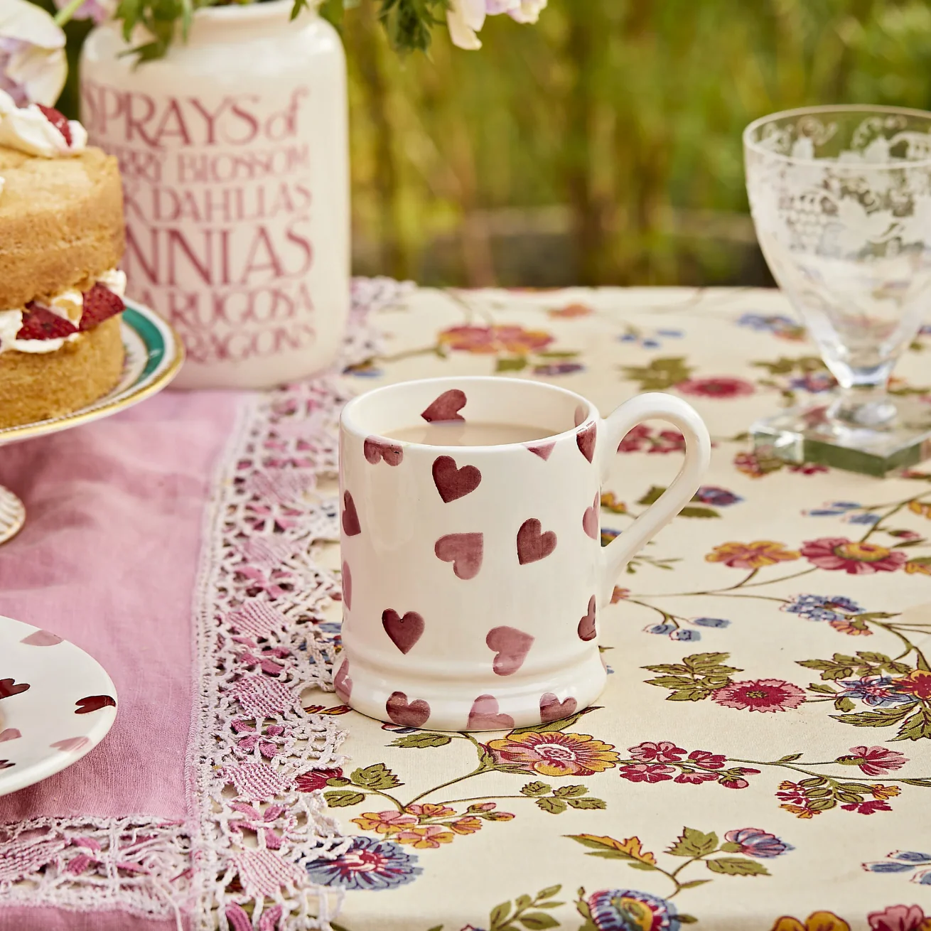 Pink Hearts 1/2 Pint Mug - Image 2