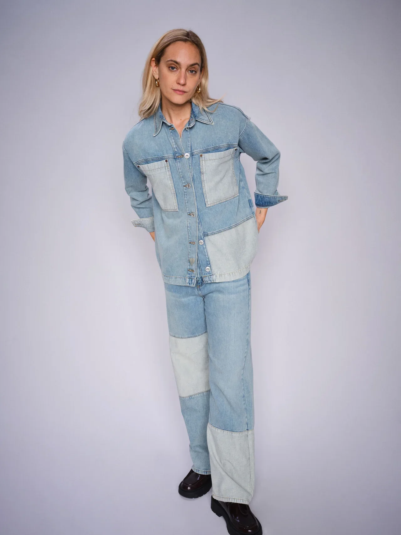 Relee Block Jeans | Mid Blue - Image 2