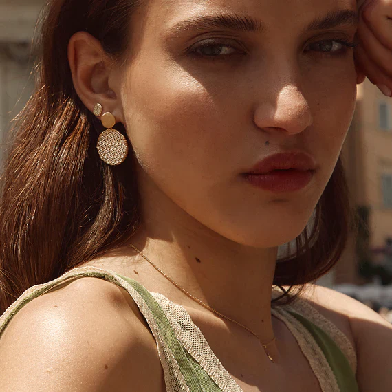 Sahara Pave Studs - Image 4