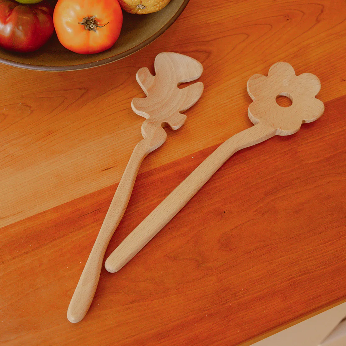 Serving Friends Flowers - Image 6