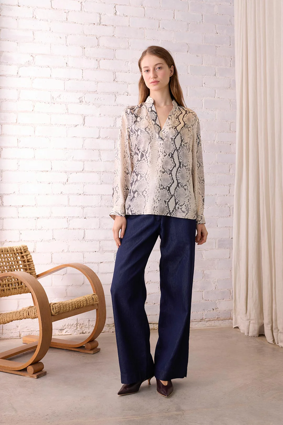 Tove Serpent Blouse | Grey - Image 3