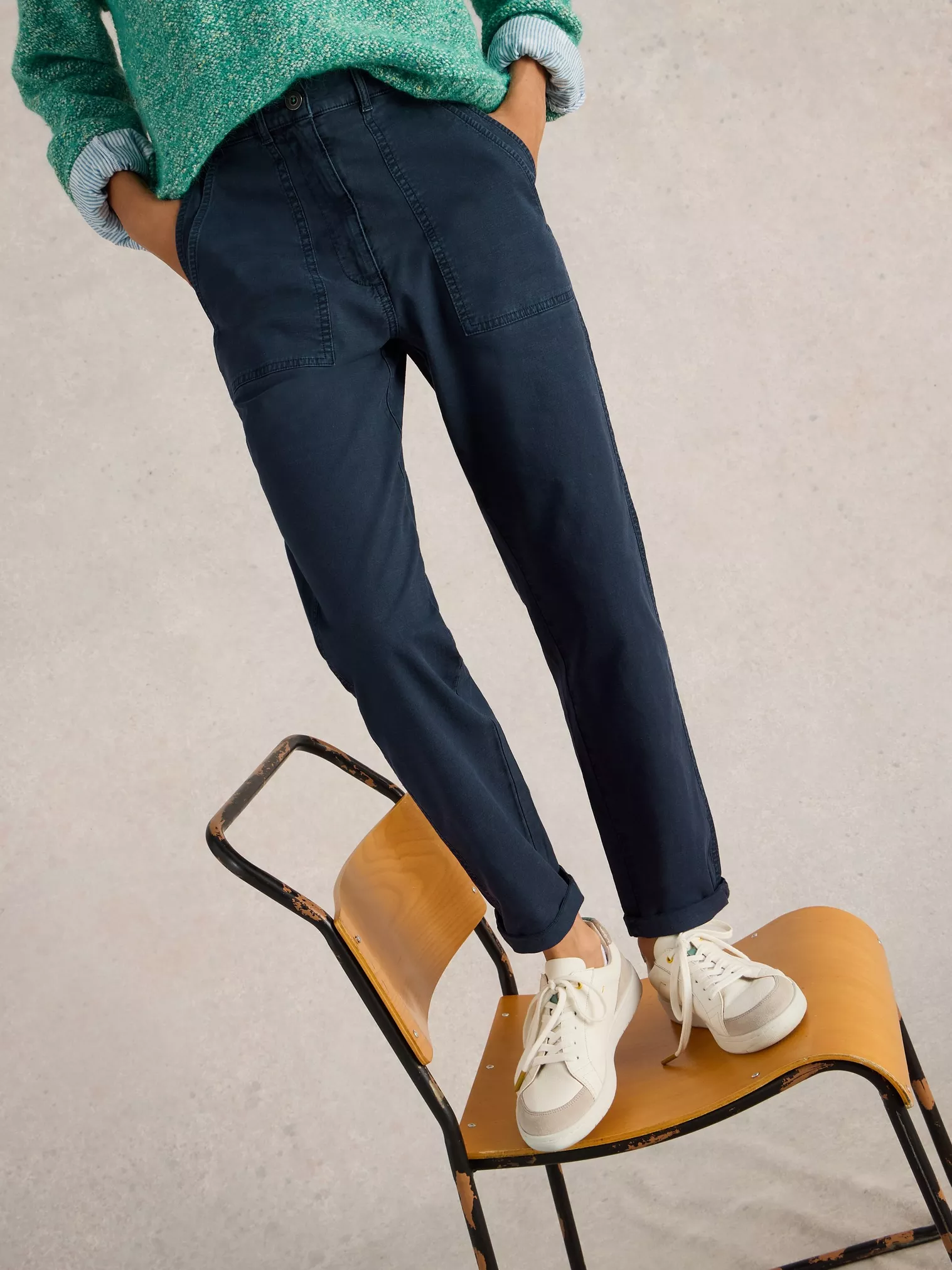 Twister Chino Trouser | Dark Navy - Image 5