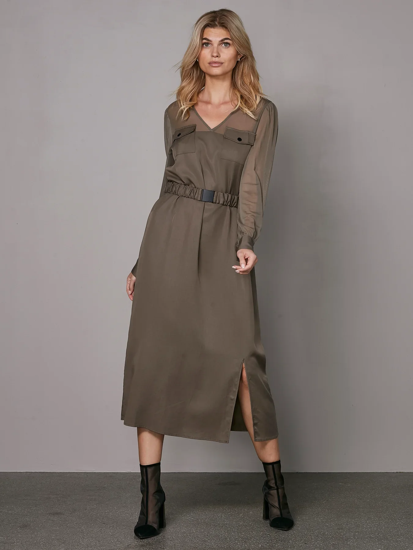 Yve Dress | Mud - Image 2